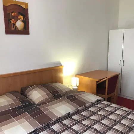 Apartment Glory On Legerova